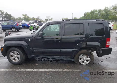 2010 Jeep Liberty Sport z USA, uszkodzony, nr VIN 1J4PN2GK3AW170817